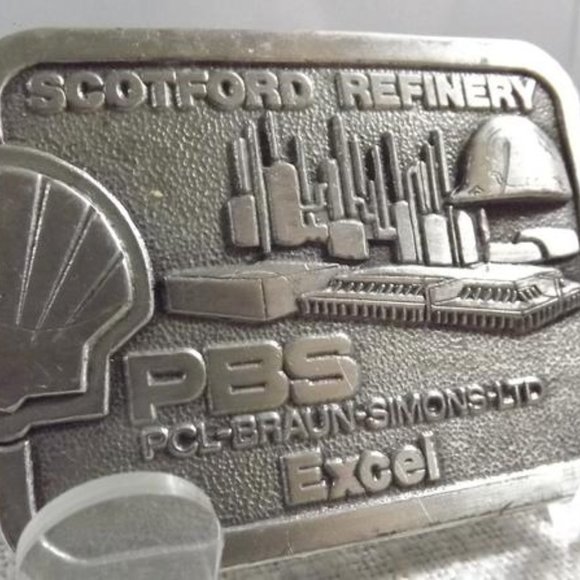 Vintage Scotford Refinery & Shell Gas Belt Buckle - Picture 3 of 10